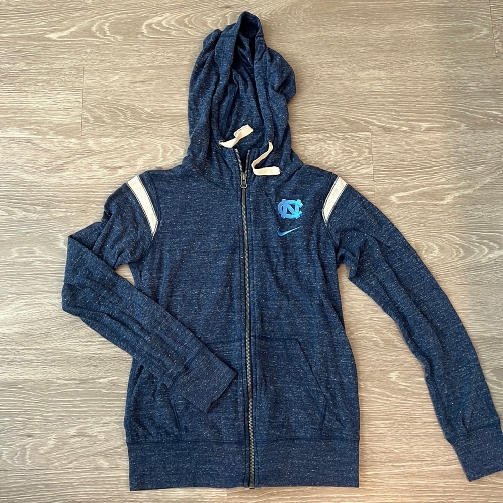 Nike Navy Blue UNC branded full zip up jacket, never worn in size small